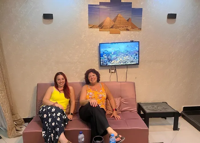Ramses Pyramids View Apartment
